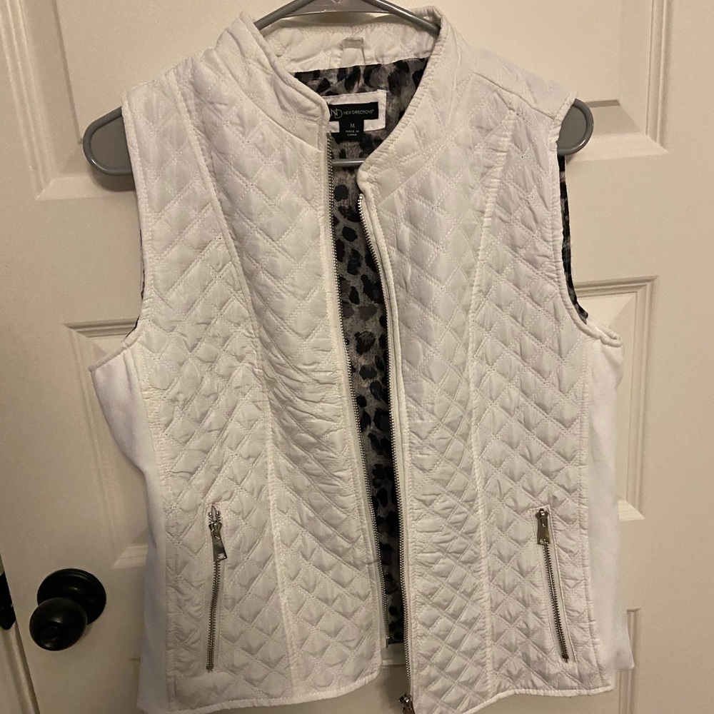 White vest